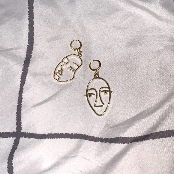 Jewelry - Handmade earrings!!READ DESCRPTION